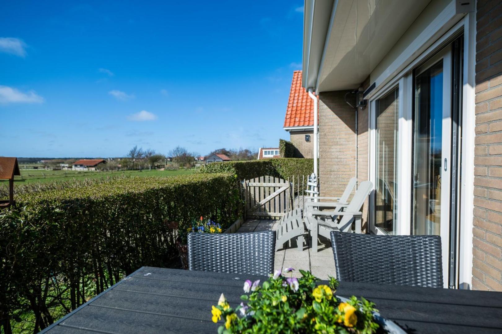 Friese Antillen Hollum  Kültér fotó